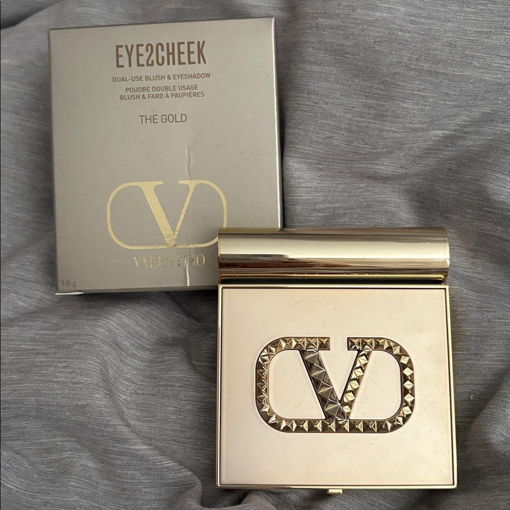 Valentino Eye2Cheek Dual-Use Blush and Eyeshadow NEW